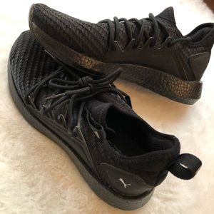 Puma runners size 8.5 women’s (soft foam)